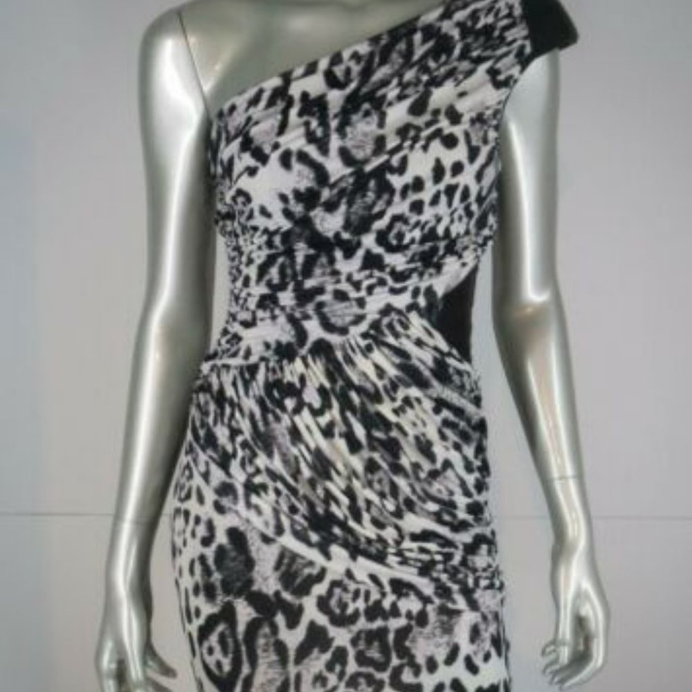 Size Small- Bebe- one shoulder leopard print dress